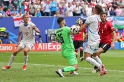 欧国联比赛：乌克兰惨败法国离开欧洲杯