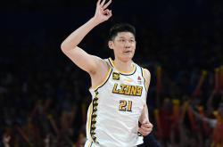 胡金秋砍下全场最高，助力球队获得胜利的简单介绍
